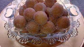 Drop Doughnuts  By Najiya